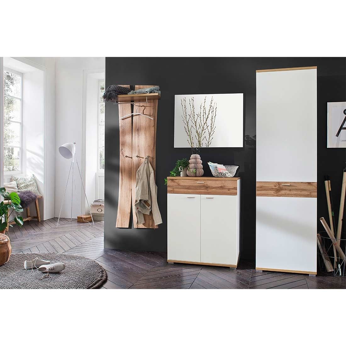 MCA Nia Garderobenschrank 58x40x205cm