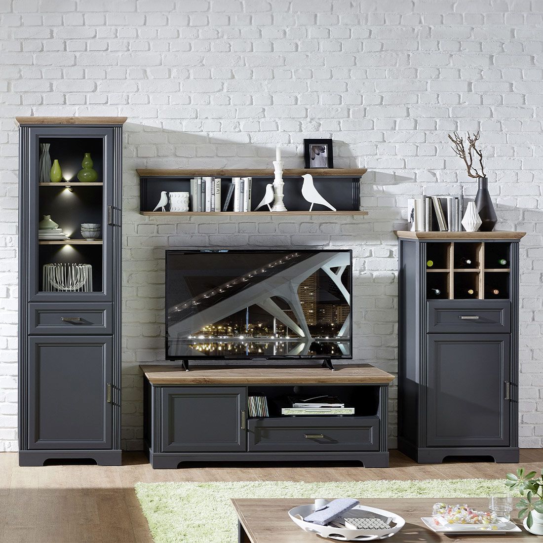 Innostyle Jasmin Highboard 66x42x136cm