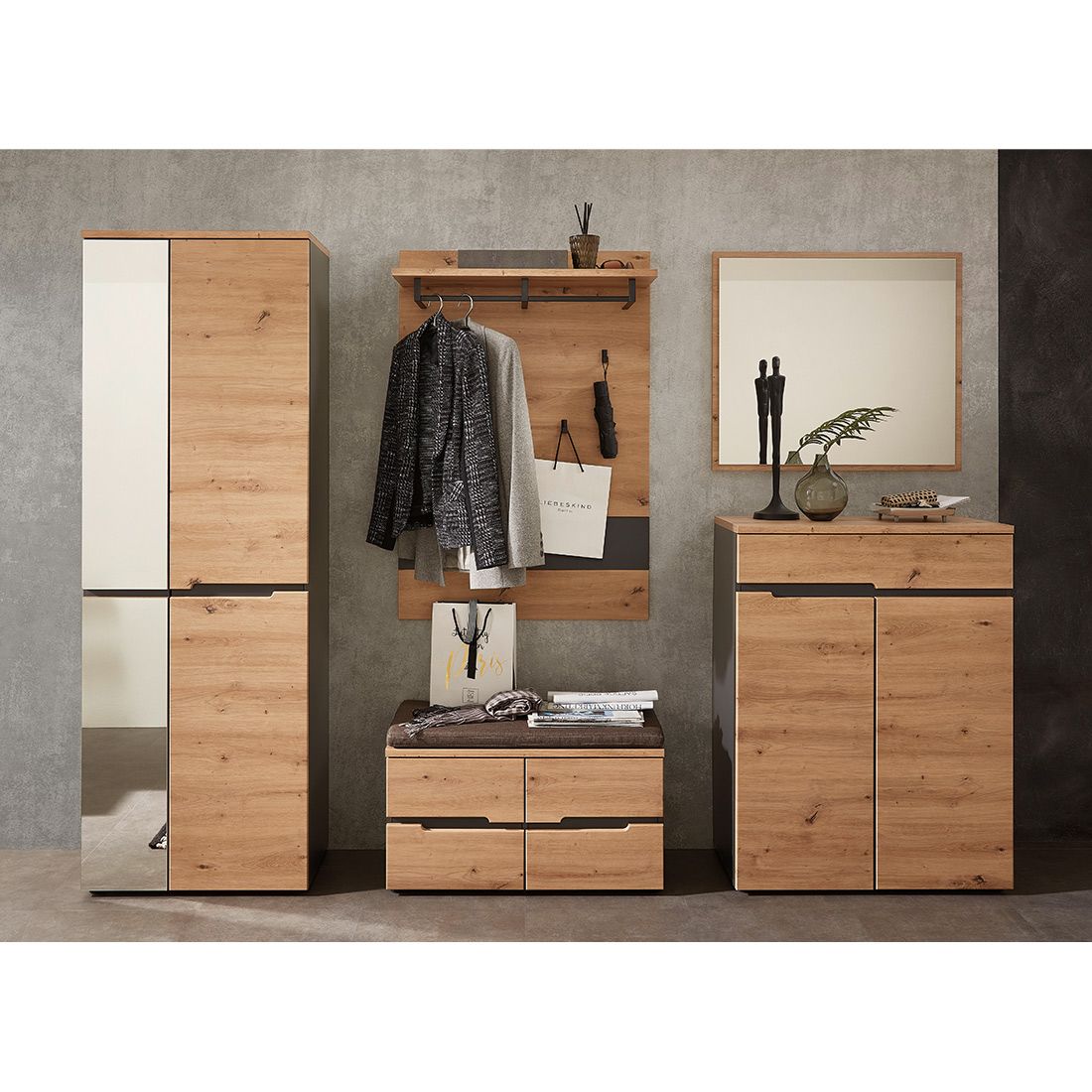 Innostyle Memphis Garderobenschrank 65x38x197cm