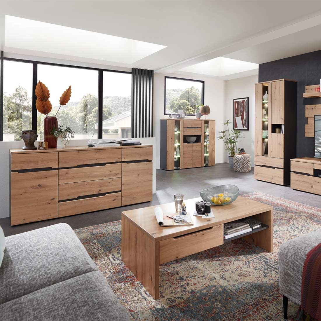 Innostyle Memphis Sideboard 165x44x82cm