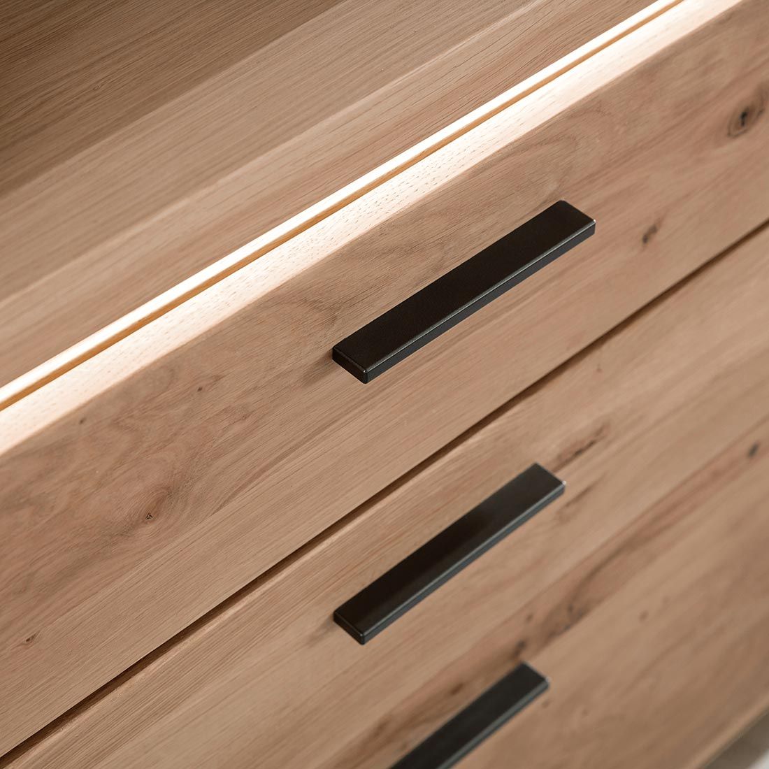 MCA Barcelona Sideboard mit Beleuchtung 210x44x84cm