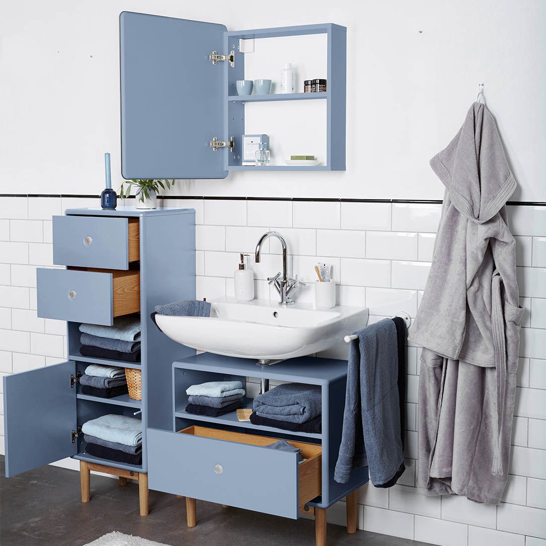 TOM TAILOR HOME Color Bath Midischrank mit Fußgestell 40x33,5x118,5cm