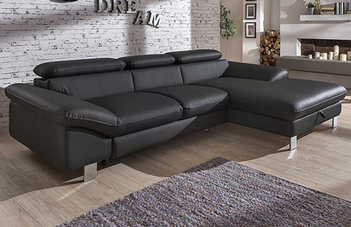 Sofas in Schwarz